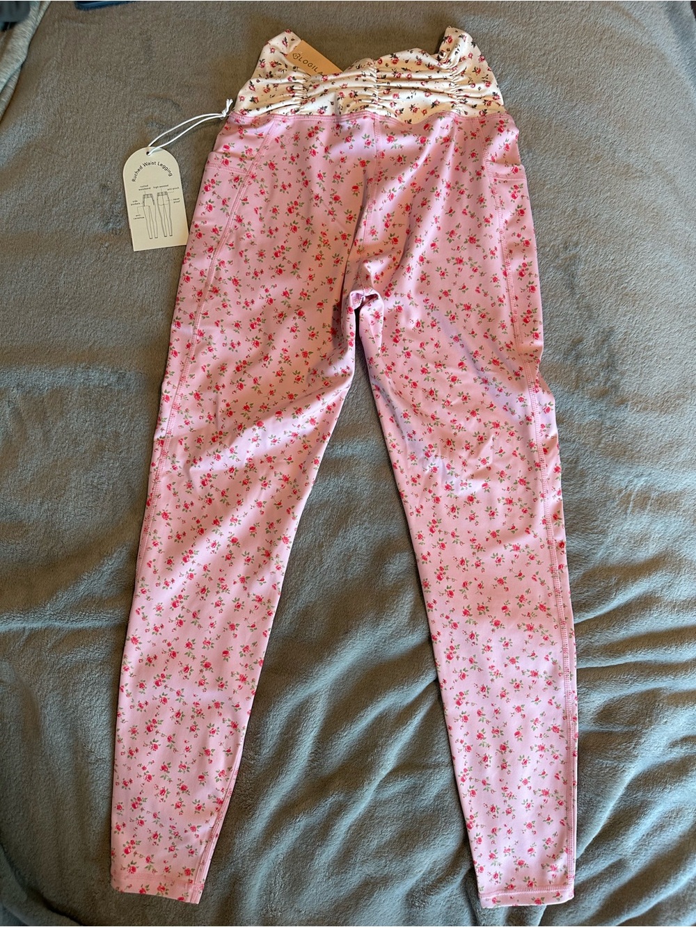 NWT Blogilates Ruched Waist Legging - Pink Floral Print - Picture 3 of 13
